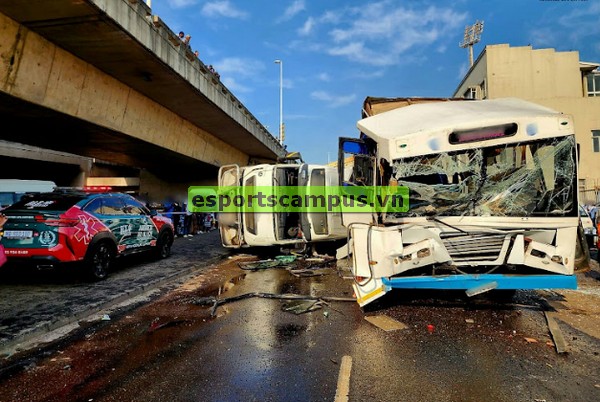 Durban Accident Today: Chaotic Crash Scene 